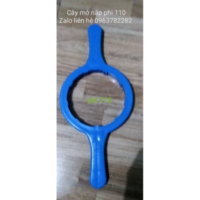 1 cây mở nắp phi 110 bình nước 20 lít loại nhựa